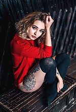 Ukrainian mail order bride Olya from Moscow with light brown hair and brown eye color - image 3