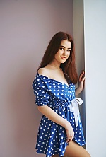 Ukrainian mail order bride Lesia from Vinnitsa with light brown hair and hazel eye color - image 9