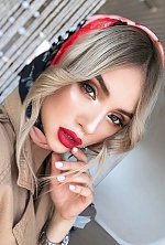 Ukrainian mail order bride Anastasia from Kiev with blonde hair and grey eye color - image 8