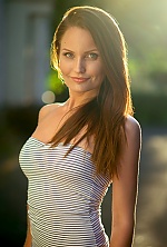 Ukrainian mail order bride Zhanna from Saint Petersburg with light brown hair and brown eye color - image 4