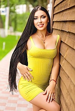 Ukrainian mail order bride Victoria from Kiev with black hair and green eye color - image 4