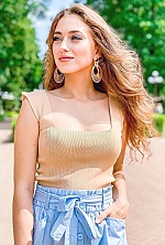 Ukrainian mail order bride Diana from Moscow with light brown hair and blue eye color - image 8