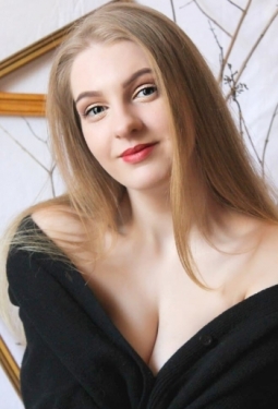 Nina, 25 y.o. from Boryslav, Ukraine