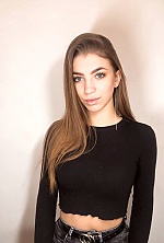 Ukrainian mail order bride Katerina from Warsaw with light brown hair and green eye color - image 4