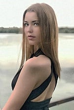 Ukrainian mail order bride Yulia from Sumy with light brown hair and green eye color - image 3