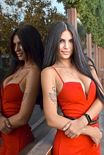 Ukrainian mail order bride Lina from Nikolaev with black hair and brown eye color - image 2