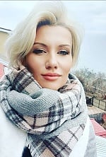 Ukrainian mail order bride Inna from Riga with blonde hair and green eye color - image 2