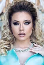 Ukrainian mail order bride Yuliya from Kiev with blonde hair and green eye color - image 5