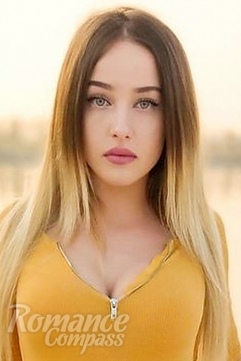 Ukrainian mail order bride Anna from Ivano-Frankivsk with light brown hair and green eye color - image 1