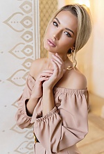 Ukrainian mail order bride Anastasiya from Warsawa with blonde hair and green eye color - image 2