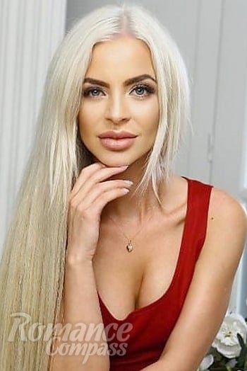 Ukrainian mail order bride Alyona from Kyiv with blonde hair and brown eye color - image 1