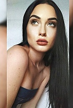 Ukrainian mail order bride Anna from Kiev with black hair and green eye color - image 3