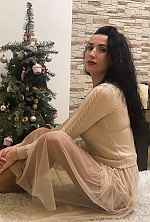 Ukrainian mail order bride Olesia from Kiev with black hair and blue eye color - image 4