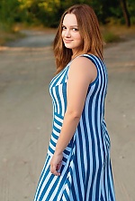 Ukrainian mail order bride Oksana from Poltava with light brown hair and brown eye color - image 4