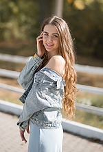 Ukrainian mail order bride Alina from Toronto with light brown hair and blue eye color - image 7