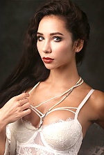 Ukrainian mail order bride Yuliya from Moscow with brunette hair and green eye color - image 3