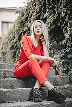 Ukrainian mail order bride Anastasia from Kiev with blonde hair and grey eye color - image 3