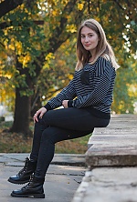 Ukrainian mail order bride Evgeniya from Lugansk with light brown hair and green eye color - image 6