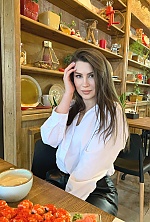 Ukrainian mail order bride Maryna from Kirovograd with brunette hair and brown eye color - image 6