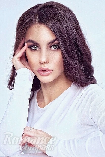 Ukrainian mail order bride Ekaterina from Kiev with light brown hair and green eye color - image 1