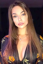 Ukrainian mail order bride Alina from Saint-Petersburg with light brown hair and green eye color - image 8
