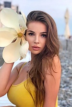 Ukrainian mail order bride Alina from Saint-Petersburg with light brown hair and green eye color - image 10