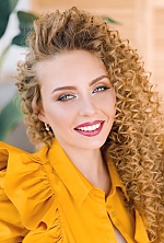 Ukrainian mail order bride Victoria from Kiev with light brown hair and green eye color - image 11