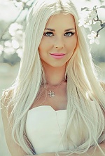 Ukrainian mail order bride Ekaterina from Tallinn with blonde hair and green eye color - image 3