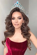 Ukrainian mail order bride Elena from Vinnytsia with brunette hair and brown eye color - image 7