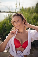 Ukrainian mail order bride Tatiana from Rovno with light brown hair and green eye color - image 21