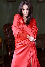 Ukrainian mail order bride Liana from Moscow with brunette hair and green eye color - image 3
