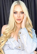 Ukrainian mail order bride Yuliya from Moscow with blonde hair and blue eye color - image 2