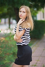 Ukrainian mail order bride Elizaveta from Kiev with light brown hair and blue eye color - image 4