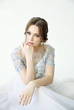 Ukrainian mail order bride Anna from St Petersburg with light brown hair and grey eye color - image 4