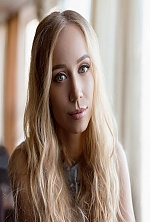 Ukrainian mail order bride Alice from Odessa with blonde hair and green eye color - image 2