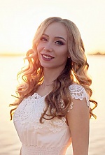 Ukrainian mail order bride Alice from Odessa with blonde hair and green eye color - image 11