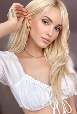 Ukrainian mail order bride Veronika from Kiev with blonde hair and blue eye color - image 8