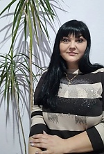 Ukrainian mail order bride Elena from Kherson with black hair and grey eye color - image 5