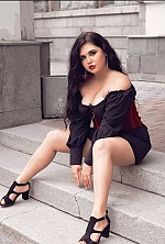 Ukrainian mail order bride Sofia from Kiev with brunette hair and grey eye color - image 2