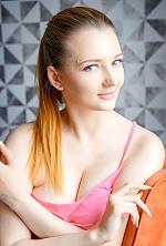 Ukrainian mail order bride Elena from Kiev with light brown hair and green eye color - image 7