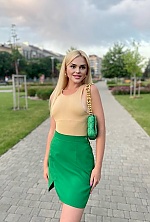 Ukrainian mail order bride Elina from Mariupol with blonde hair and brown eye color - image 3