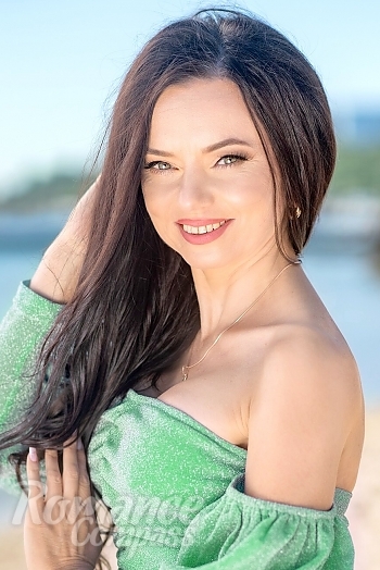 Ukrainian mail order bride Viktoria from Odessa with brunette hair and grey eye color - image 1