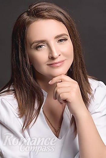 Ukrainian mail order bride Ludmila from Vinnitsa with brunette hair and grey eye color - image 1