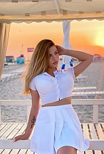 Ukrainian mail order bride Anastasia from Kherson with light brown hair and brown eye color - image 3