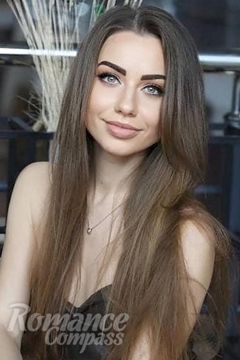 Ukrainian mail order bride Sofiya from Lozovaya with light brown hair and grey eye color - image 1