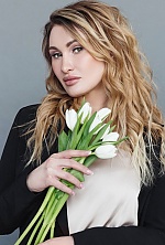 Ukrainian mail order bride Daria from Moscow with light brown hair and green eye color - image 12