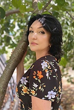 Ukrainian mail order bride Tatyana from Moscow with black hair and brown eye color - image 4