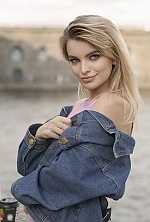 Ukrainian mail order bride Natalia from St-Petersburg with blonde hair and green eye color - image 5