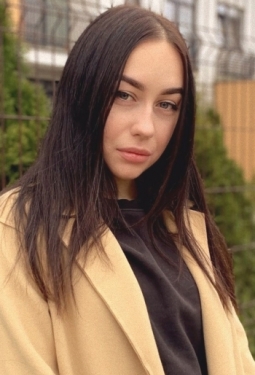 Alina, 25 y.o. from Starokostyantyniv, Ukraine
