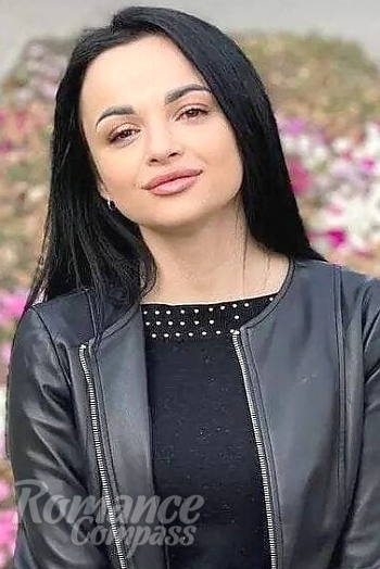 Ukrainian mail order bride Karyna from Nikolaev with black hair and brown eye color - image 1